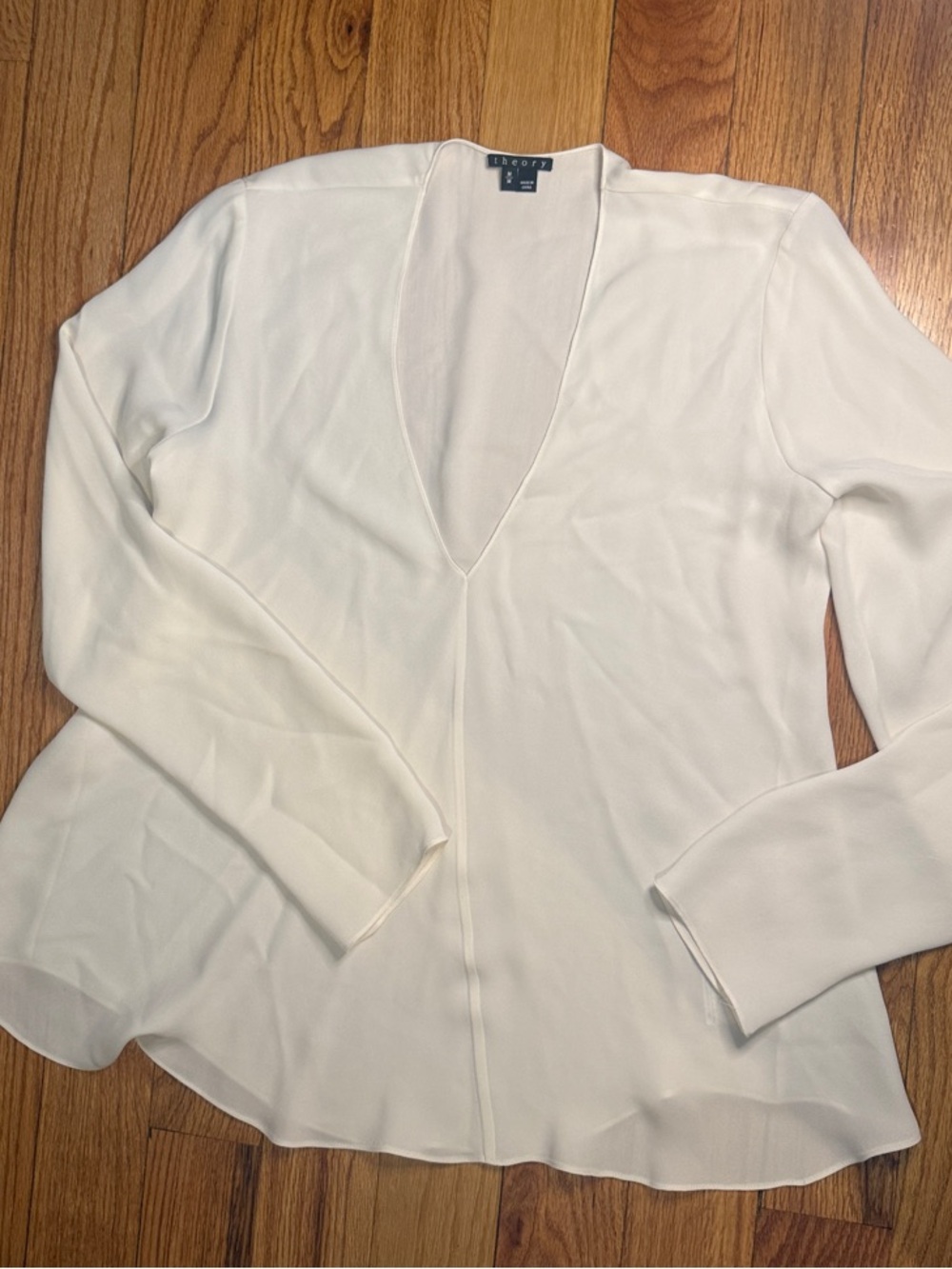 Theory Cream Deep V Long Sleeve Blouse